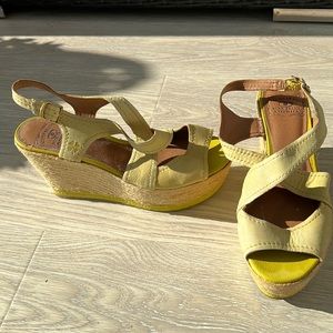 Lucky size 81/2” platforms